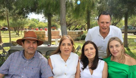  Ricardo Perafán, Sofía Carrillo, Paty Barrón, Alfredo Gallegos y Celina Conde.