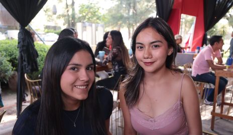  Jessica Loredo y Renata Rentería.