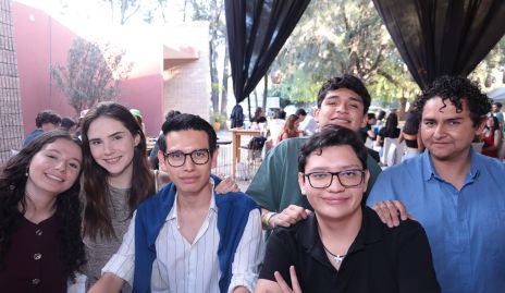 Barbara Moreno, Gabriela Acosta, Ismael Vega, Oscar Gómez, Jorge Torres y Christian Ramírez.