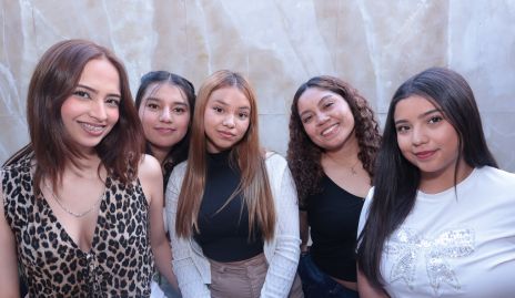  Tania Jacqueline, María Hernández, Daniela Ferrer, Jazmín de la Paz e Ilse Aranda.