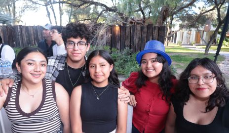  Juana Isabela, Miguel Rodríguez, Lizbeth Orta, Paola Jazmín y Paula Loaeza.