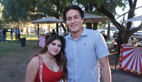  Ivana Flores y Alejandro Dávila.