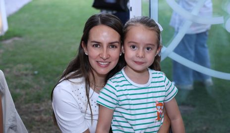  Sandra de la Garza e Inés Foyo.