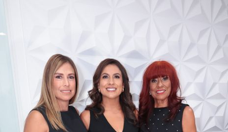  Tania Anguiano, Samantha Anguiano y Paty García.