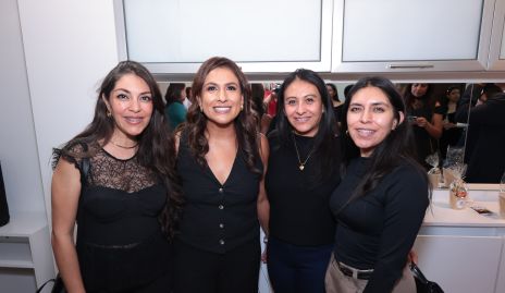  Evelyn Trejo, Samantha Anguiano, Miriam Martinez y Katheryn Trejo.