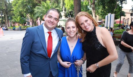  Eduardo Gouyonnet, Bárbara Zúñiga y Fernanda Vilet.