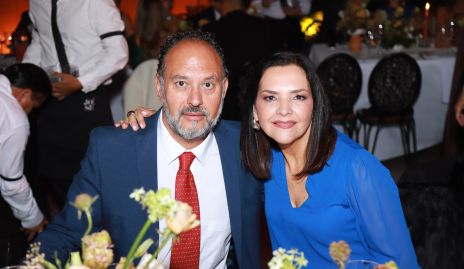  Juan Carlos Isordia y Gabriela Betancourt.
