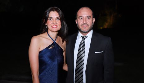  Gabriela Flores y Oscar Alarcón.
