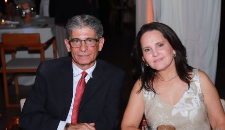  Fernando Reverte y Mariana Ramírez.