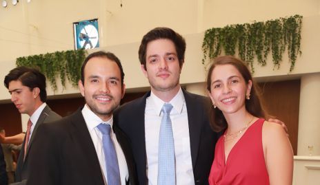  Pablo Chávez, Alejandro Torres y Sofía Alba.