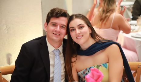  Mauricio Dueñas y Mariana Gómez.
