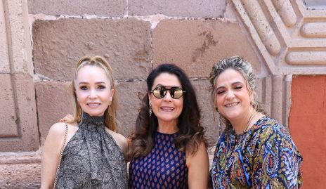  Adelina Lasso, Martha López y Martha Elena Mancilla.