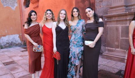  Camila Villarreal, Isabela Motilla, Mari Carmen Mendizábal, Nuria Oliva y Paulina Arizpe.