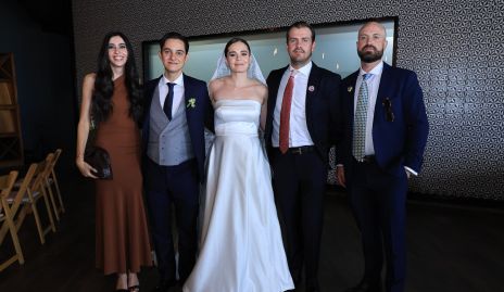 Victoria Villaseñor, Mauricio Lasso, Gabriela Martins, Miguel y José Gómez Martins.
