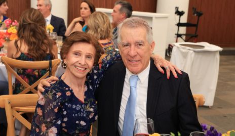  Ana María Rossel y Alfonso Anaya.