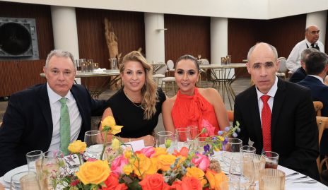  Enrique Minondo, Verónica Aguirre, Flor y Marcelo Abaroa.
