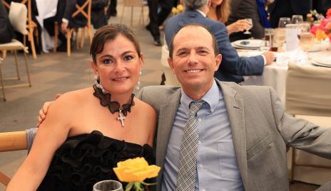  Elsa Lozano y Caco Corripio.