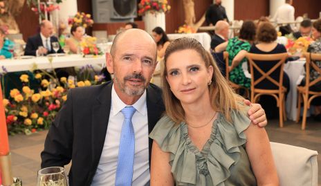  Ricardo Meade y Karina Navarro.