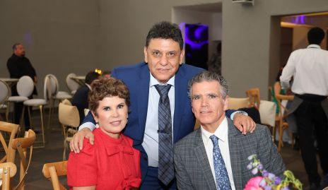  Vero Martínez, Ernesto Flores y Luis Motilla.