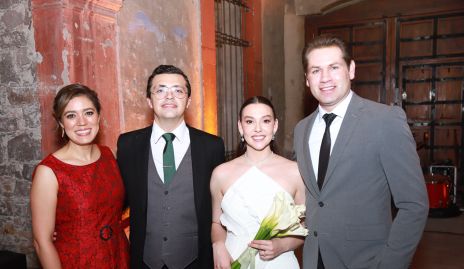  Claudia Martínez, Aldo Martínez, Alejandra Morales Hunter y Oscar López.