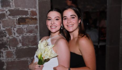  Alejandra Morales y María Meade.