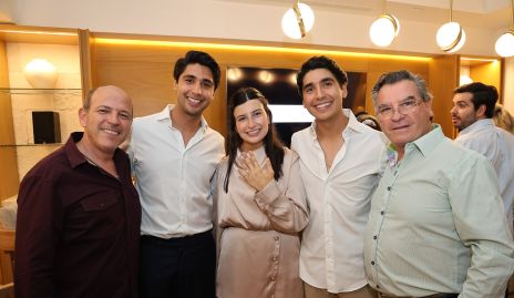  Roberto, Andrés Tobías, Ana Paula García, Miguel Tobías y Luis Gerardo Ortuño.