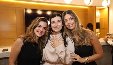  Inés Macías, Ana Paula García y María José Macías.