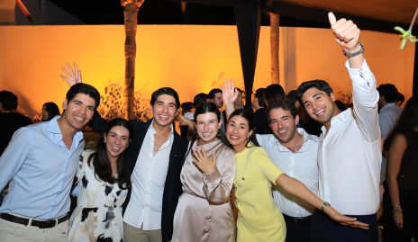 Rafael Tobías, Cristina Lorca, Miguel Tobías, Ana Paula García, Isa, Rober y Andrés Tobías.