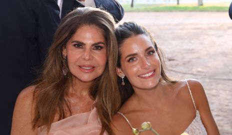  Martha Elena Diez Gutiérrez con su hija Ana Victoria de la Rosa.