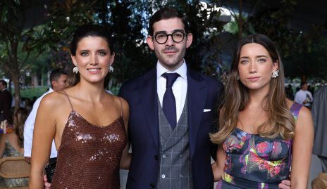  Fabiola Hernández, Oscar Gómez y Camila Hernández.