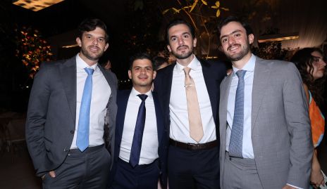  José Antonio Hernández, Oscar Cabrera, Eduardo Torre y Rodrigo Abud.