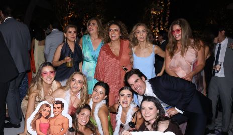  Las mamás de los novios Catalina Martínez y Martha Elena Diez Gutiérrez.