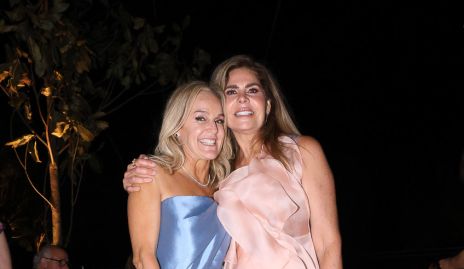  Las mamás de los novios Catalina Martínez y Martha Elena Diez Gutiérrez.