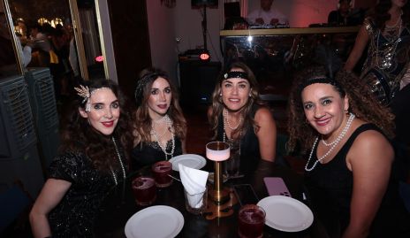  Sara Martínez, Montse Orozco, Nardine Chevaile y July Pinto.