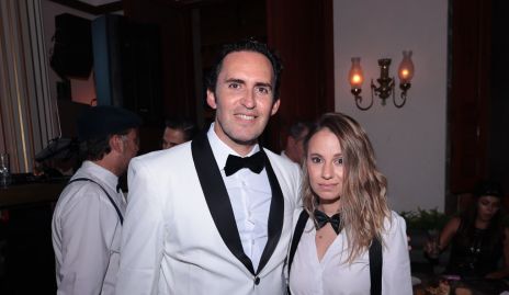  Edgardo Martínez y Paulina López.