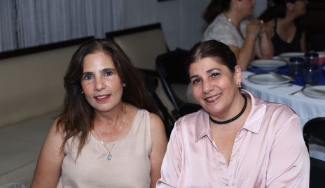  Gabriela Chevaile y Dalel Kasis.