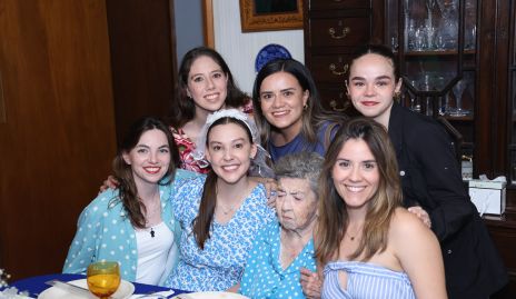  Ana Morales, Ale Martínez, Josefina Valle, Sofía Valle, Alejandra Morales, Meche Pons y Paulina Garza.