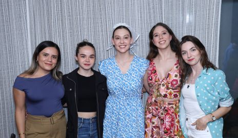  Ale Martínez, Josefina Valle, Alejandra Morales, Ana Morales y Sofía Valle.