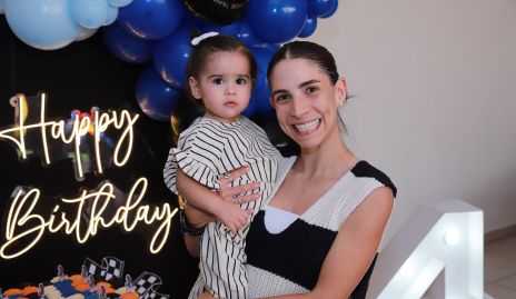  Marina Iga y Valeria Zúñiga.
