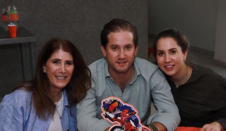  Mónica Hernández, Pablo Torres y Mónica Torres.