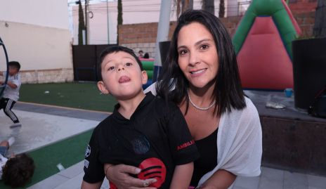  León Luna y Nayeli Zarur.