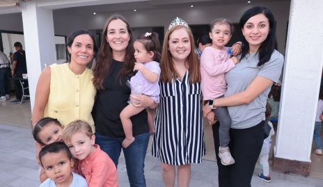  Sofía Escareño, Laura Matienzo, Roberta Ramírez, Gabriela Romano, Luz Solar y Elena Castillo.