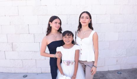  Camila Lomas, Victoria Benítez y Valentina Lomas.