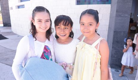  Anajose Enríquez, Victoria Benítez y Marbella Leiva.