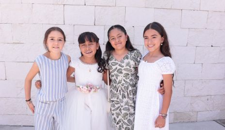 Victoria Félix, Victoria Benítez, Elena Rodríguez y Jimena Salinas.