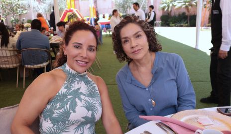  Aida Blanco y Angélica Arroyo.