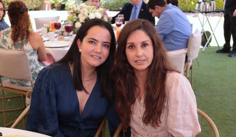  Mariana Meade y Alejandra Díaz.