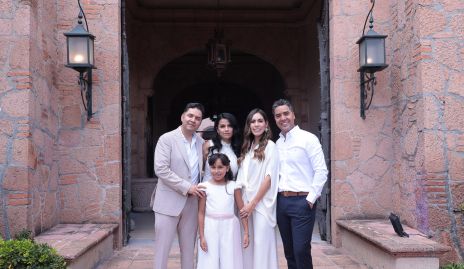  Manuel Huerta, Yanahí Landeros, Sofía Orozco, Luis Huerta y Victoria Benítez.