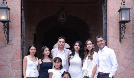  Valentina Lomas, Camila Lomas, Manuel Huerta, Yanahí Landeros, Sofía Orozco, Luis Huerta, Victoria Benítez, Ema Huerta y Julián Huerta.