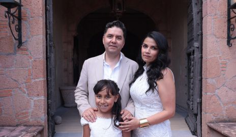  Manuel Huerta, Yanahí Landeros y Victoria Benítez.